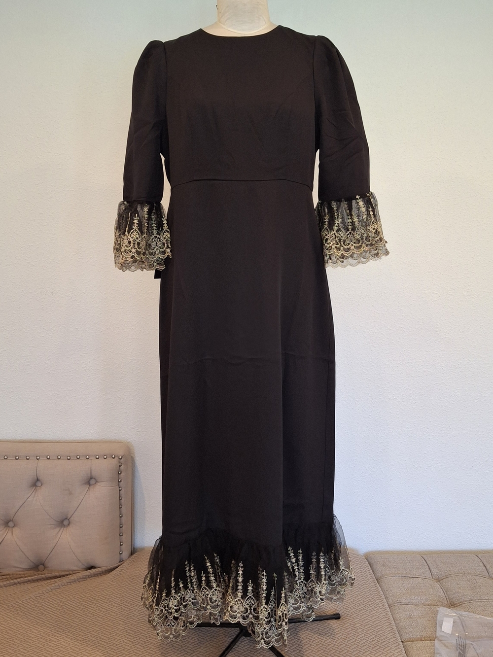 NWT Tuckernuck Pomander Place Lillith Black Gold Lace Ruffle Midi Dress